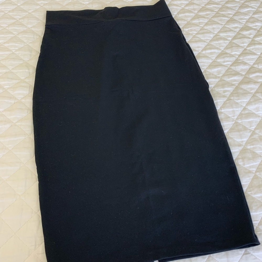 Pull over pencil skirt